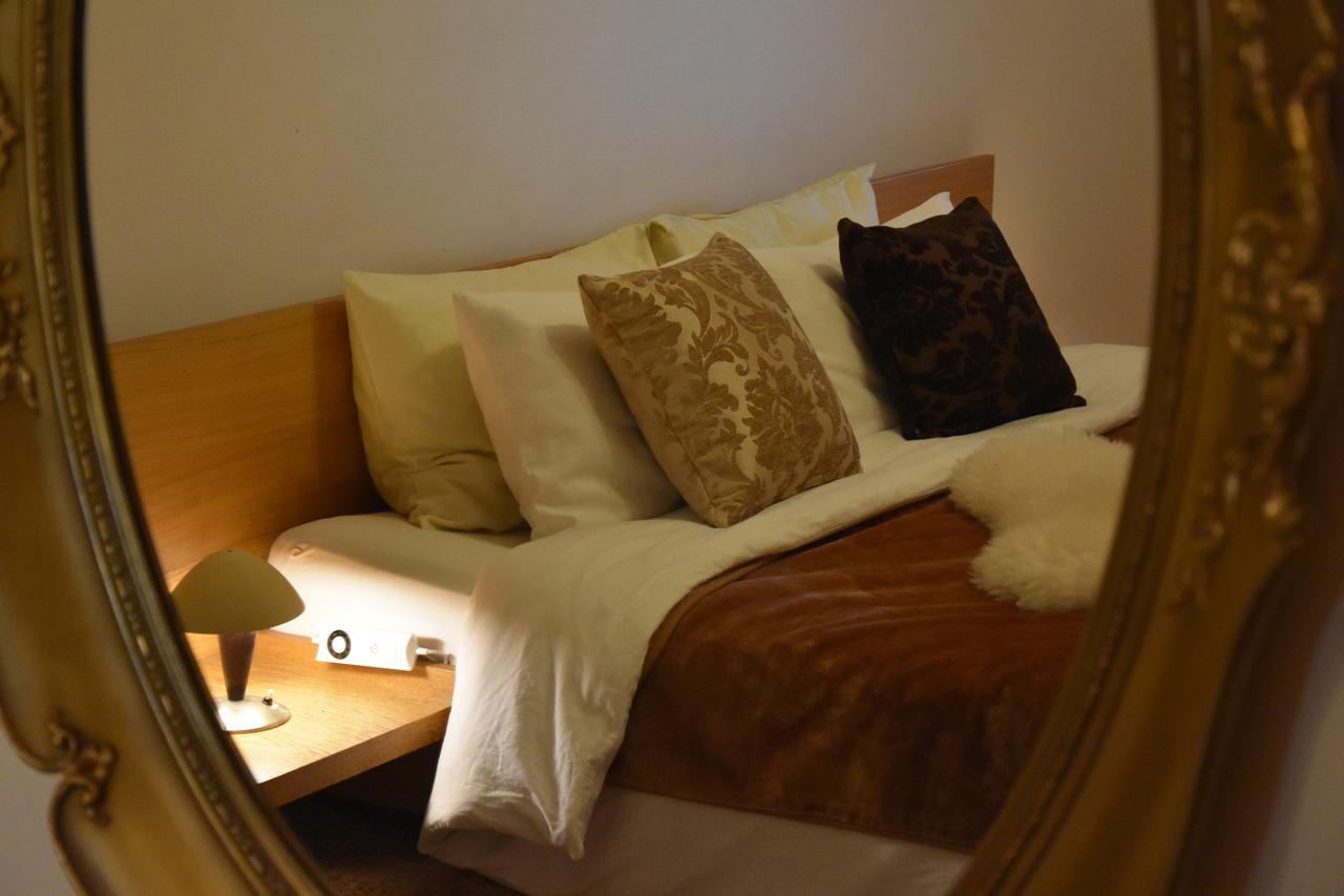 Victoria Design Stays - Apartment Rehorova Prag Eksteriør billede