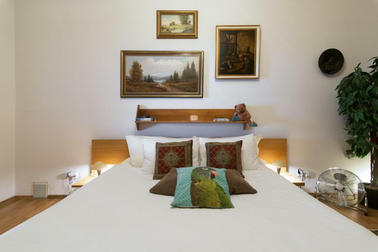 Victoria Design Stays - Apartment Rehorova Prag Eksteriør billede