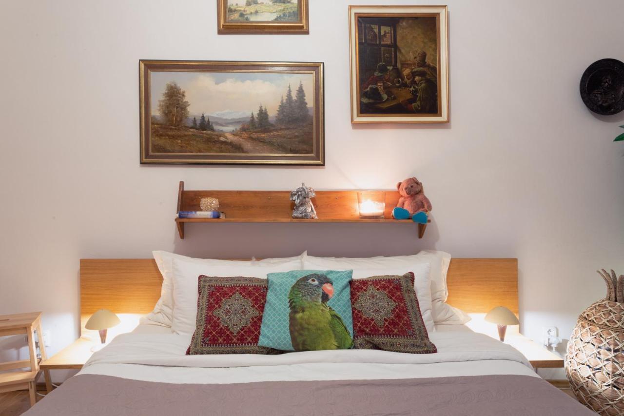 Victoria Design Stays - Apartment Rehorova Prag Eksteriør billede